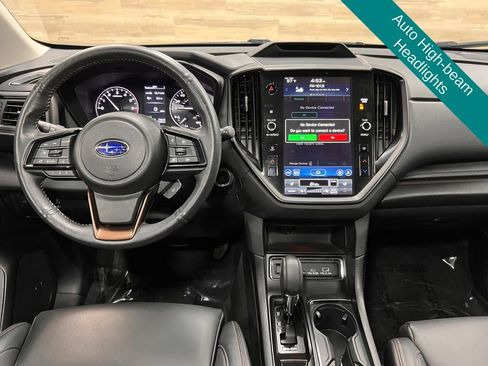 Used 2025 Subaru Ascent Bronze Edition image 5