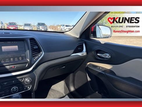 Used 2016 Jeep Cherokee Limited AWD/4WD image 43