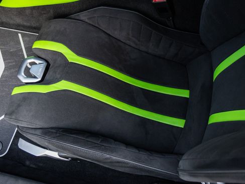 Used 2024 Lamborghini Huracan STO image 35