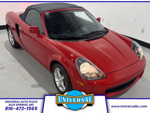Used 2001 Toyota MR2 RWD image 1