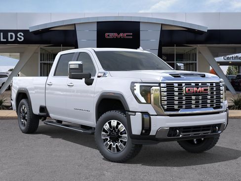 New 2026 GMC Sierra 3500 Denali w/ Denali Reserve Package AWD/4WD image 7