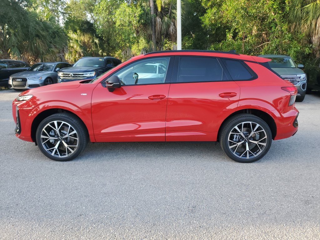New 2026 Audi Q3 quattro 2.0T AWD/4WD image 8