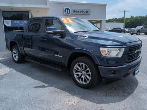 Used 2022 RAM 1500 Laramie w/ Sport Appearance Package AWD/4WD image 5