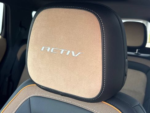 New 2026 Chevrolet Equinox ACTIV w/ Convenience Package III AWD/4WD image 25