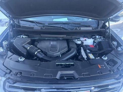 New 2026 GMC Acadia AT4 w/ Luxury Package image 18