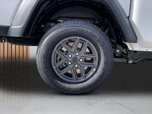 New 2026 Jeep Gladiator Sport AWD/4WD image 33