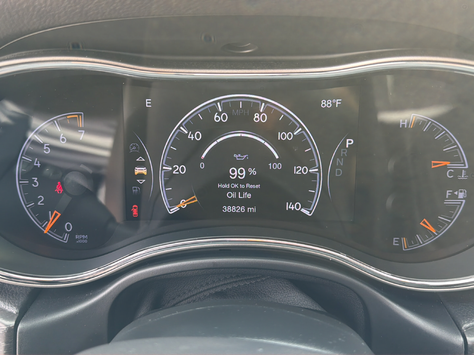 Used 2018 Jeep Grand Cherokee Laredo RWD image 16