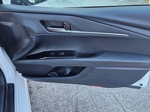 Used 2026 Toyota Camry SE FWD image 27