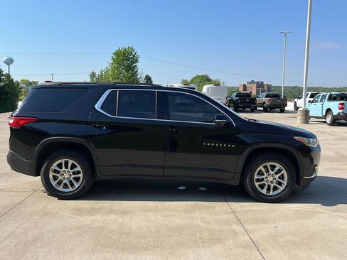 Used 2020 Chevrolet Traverse LT w/ Driver Confidence II Package AWD/4WD image 7