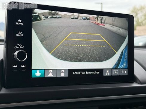 Certified 2024 Honda Pilot Touring image 22