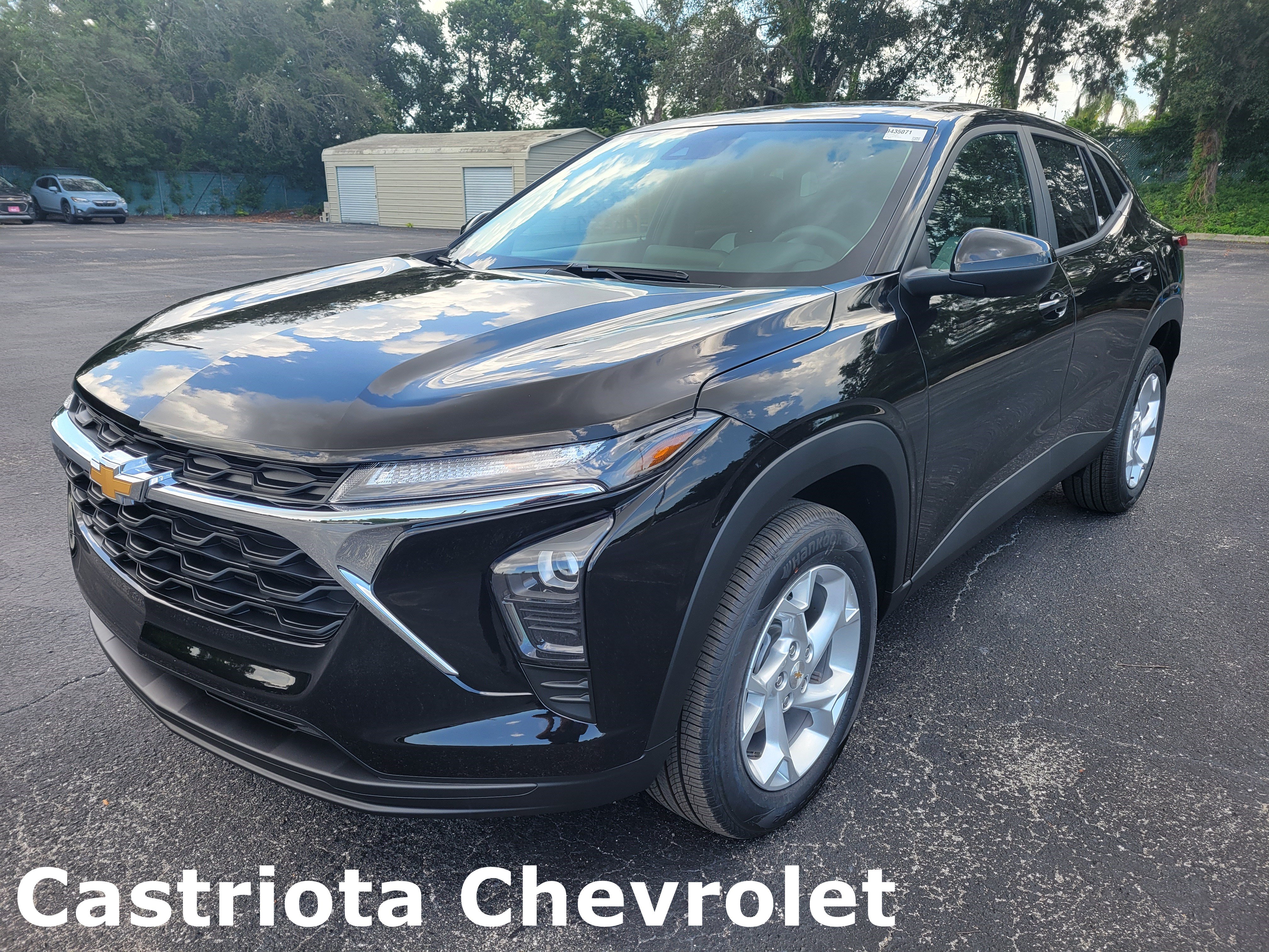 New 2026 Chevrolet Trax LS w/ LS Convenience Package FWD image 1
