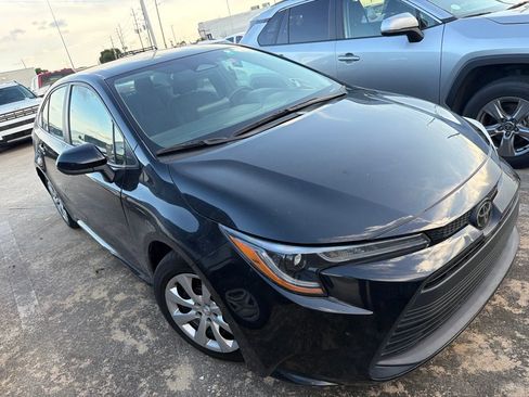 Used 2024 Toyota Corolla LE FWD image 6