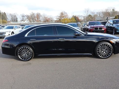 Used 2022 Mercedes-Benz S 580 4MATIC Sedan image 4