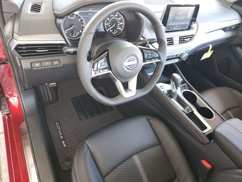 New 2025 Nissan Altima 2.5 SR image 21