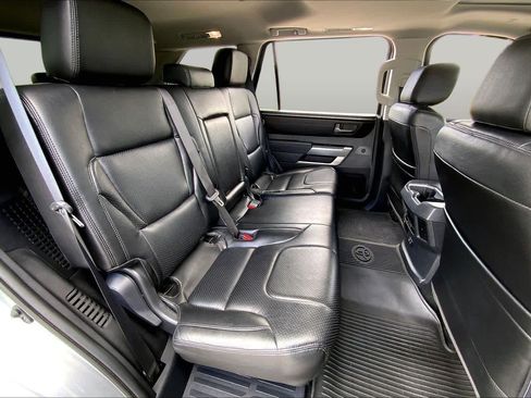 Used 2024 Toyota Sequoia SR5 w/ TRD Off-Road Package AWD/4WD image 37