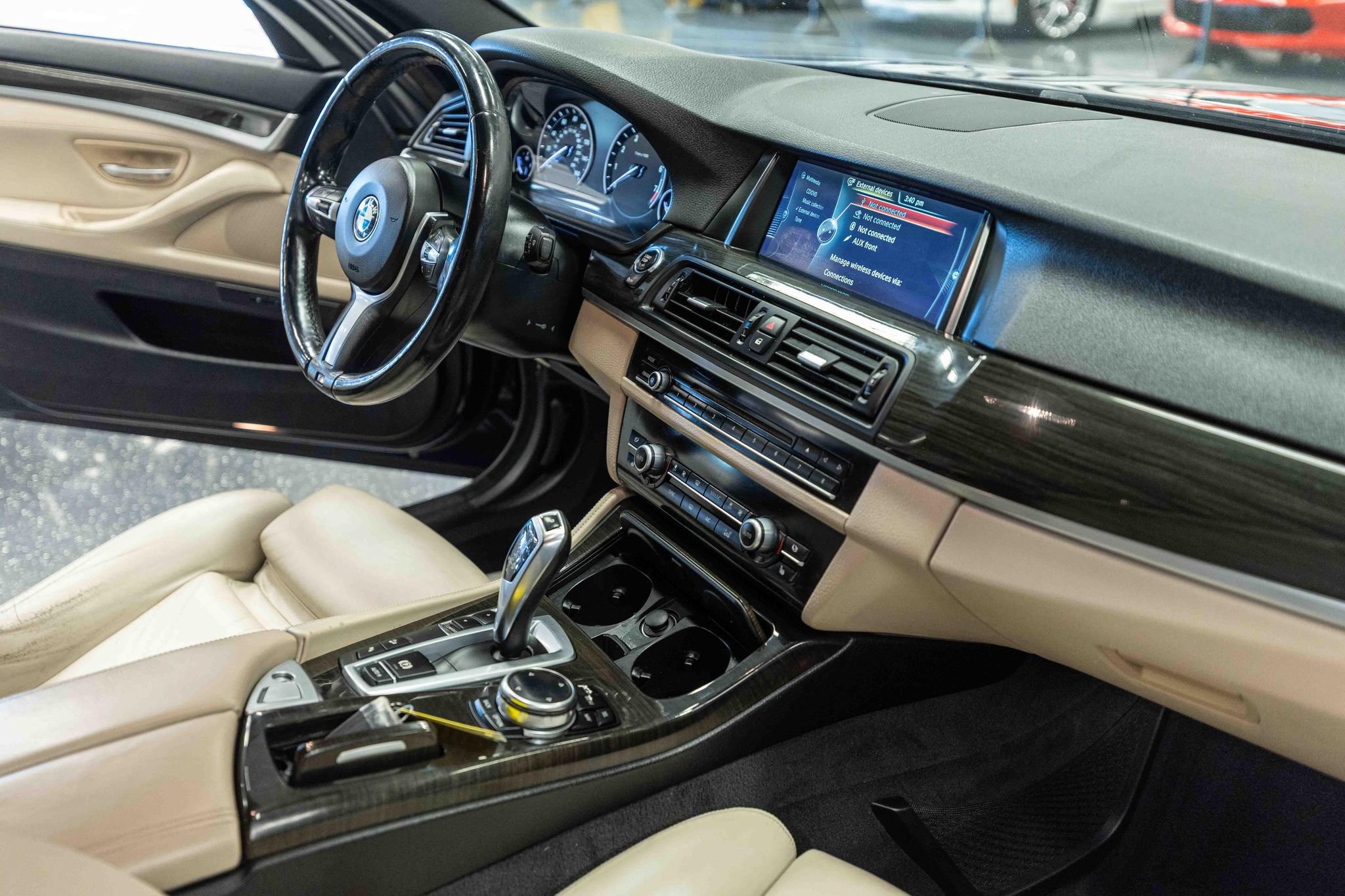Used 2014 BMW 535i xDrive Sedan AWD/4WD image 14