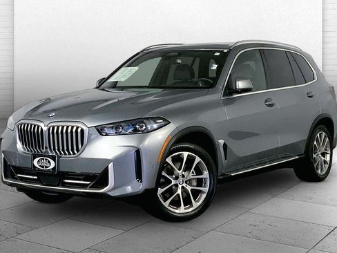 Used 2025 BMW X5 xDrive40i AWD/4WD image 12