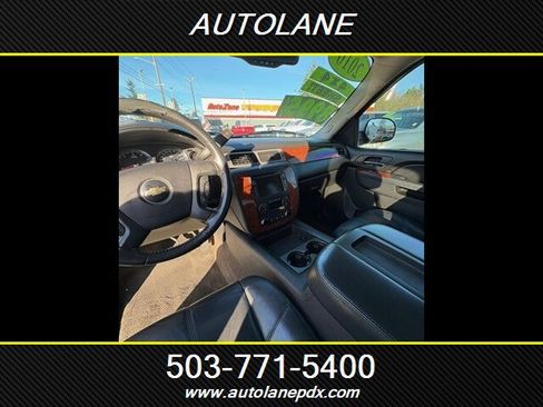 Used 2010 Chevrolet Avalanche LT w/ Luxury Package image 14