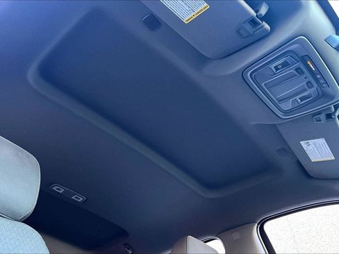 Used 2022 Chevrolet Silverado 1500 LT image 22