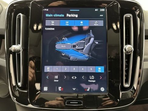 Certified 2024 Volvo C40 P8 Recharge Plus w/ Climate Package image 19