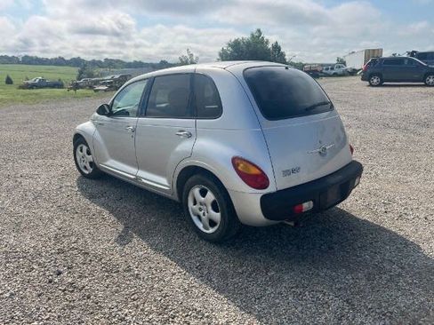 Used 2002 Chrysler PT Cruiser Touring FWD image 4