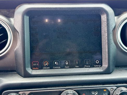 Used 2021 Jeep Wrangler Unlimited Rubicon 4xe w/ Safety Group AWD/4WD image 17