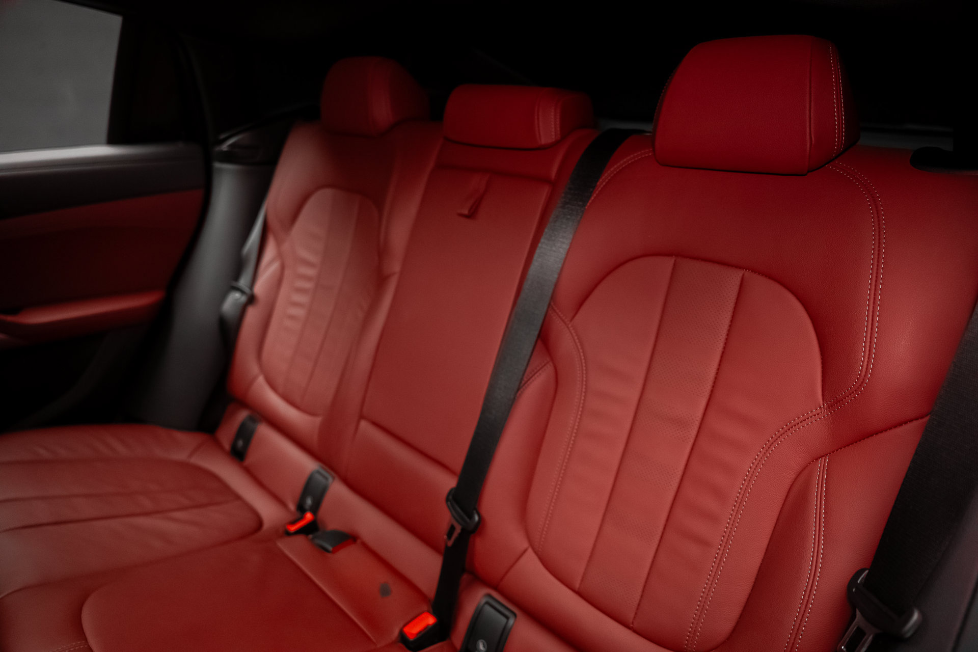 Used 2022 BMW X6 M50i w/ Premium Package AWD/4WD image 68