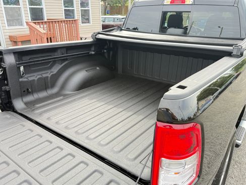 Used 2019 RAM 1500 Big Horn image 37