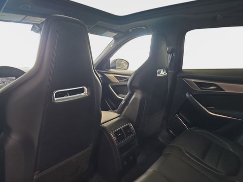 Used 2024 Jaguar F-PACE R-Dynamic S image 16