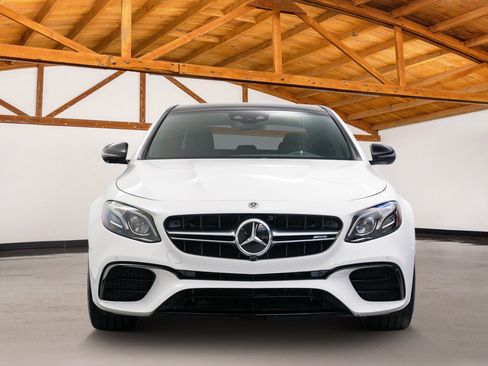 Used 2019 Mercedes-Benz E 63 AMG S image 8