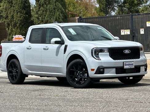 New 2026 Ford Maverick Lobo AWD/4WD image 2