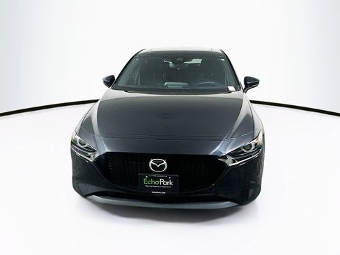 Used 2022 MAZDA MAZDA3 s FWD image 2