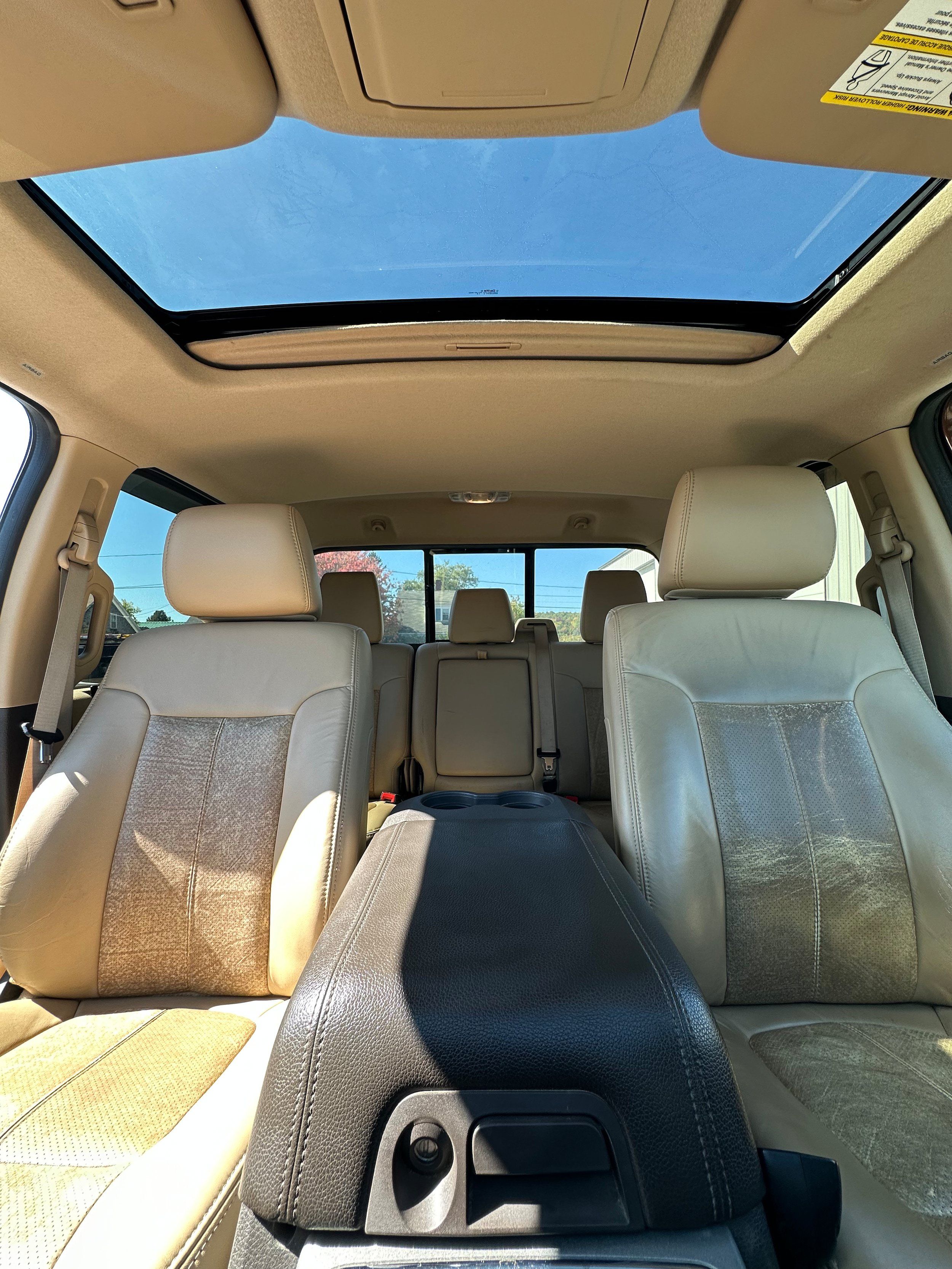 Used 2011 Ford F350 Lariat w/ Lariat Ultimate Pkg AWD/4WD image 24