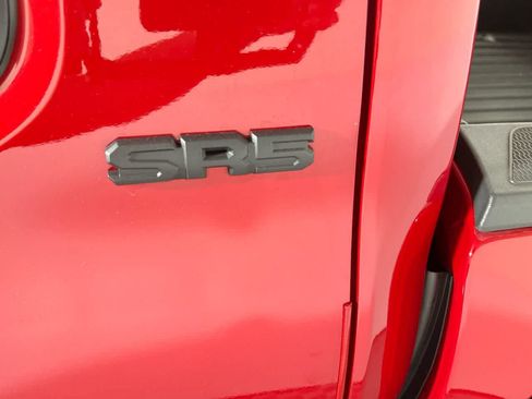Used 2024 Toyota Tacoma SR5 AWD/4WD image 11