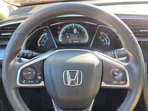 Used 2018 Honda Civic Touring image 22