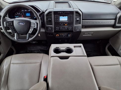 Used 2020 Ford F250 XL w/ Power Equipment Group image 19