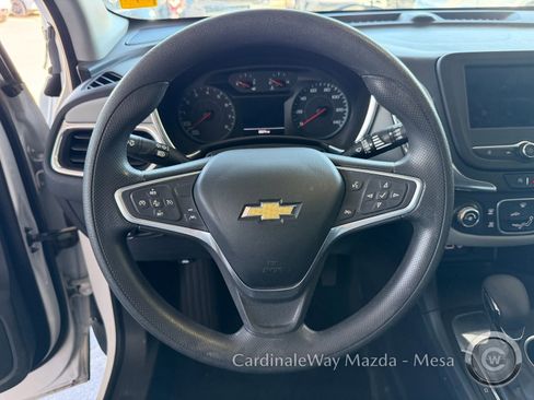 Used 2022 Chevrolet Equinox LS image 7