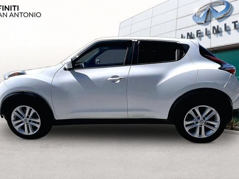 Used 2016 Nissan Juke SV w/ Technology Package FWD image 42