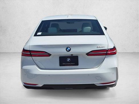 New 2027 BMW 530i RWD image 7