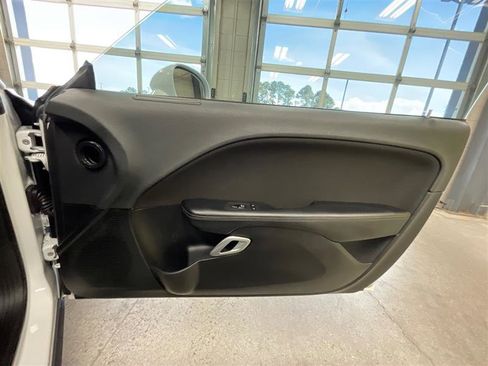 Used 2020 Dodge Challenger SXT image 17