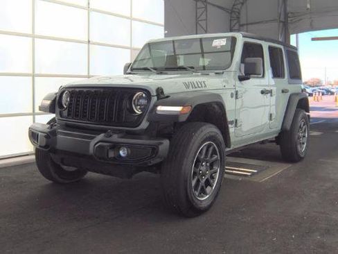 Used 2024 Jeep Wrangler Willys image 2