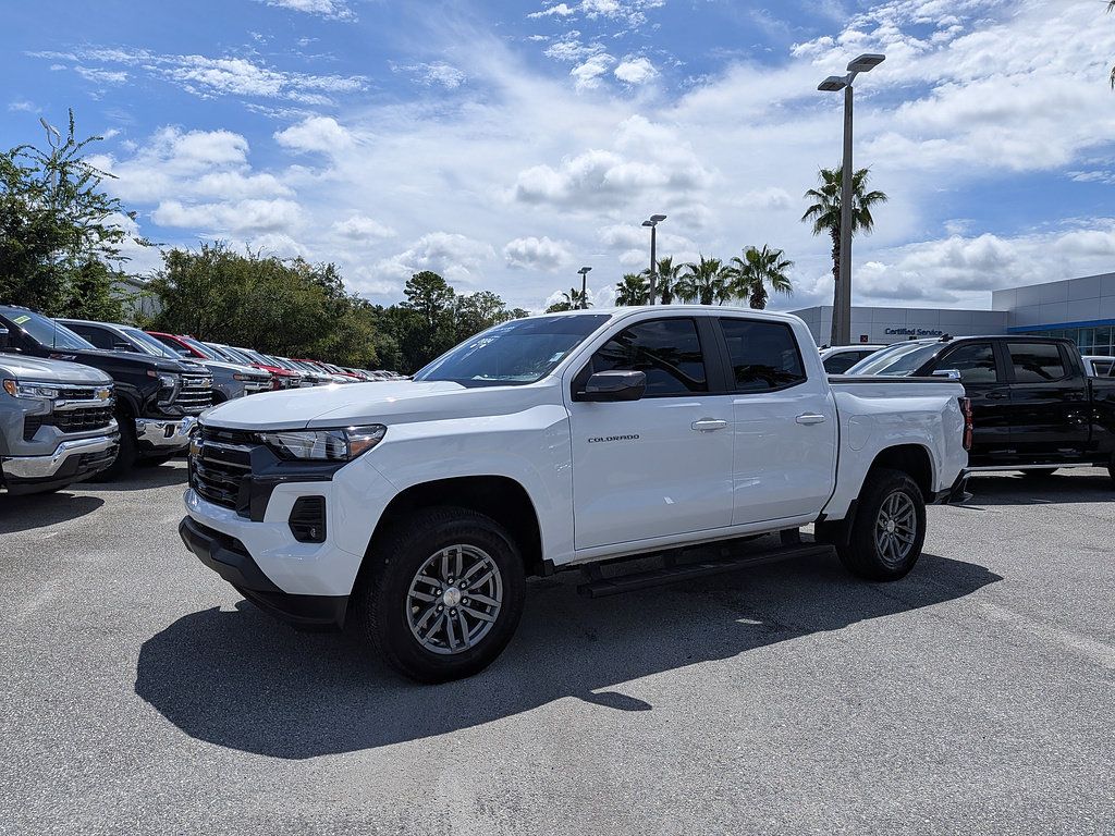 Certified 2024 Chevrolet Colorado LT w/ LT Convenience Package RWD image 7