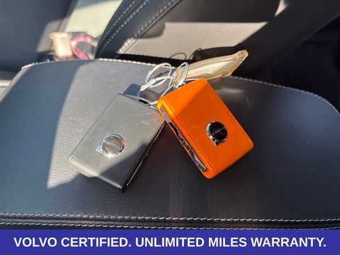 Certified 2026 Volvo XC40 B5 Plus AWD/4WD image 26
