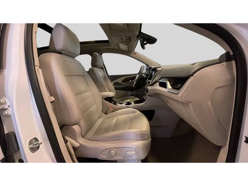 Used 2023 GMC Terrain Denali w/ Denali Premium Package AWD/4WD image 18