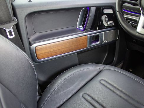 Used 2024 Mercedes-Benz G 550 image 19