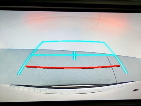 Used 2019 Toyota Highlander XLE w/ Protection Package #3 AWD/4WD image 33