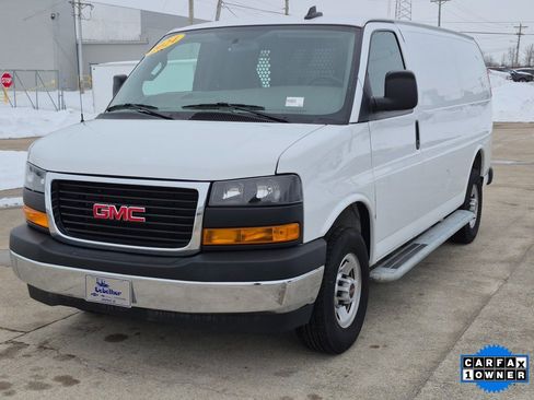 Used 2024 GMC Savana 2500 Work Van w/ Driver Convenience Package image 3