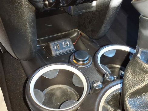 Used 2015 MINI Cooper Convertible image 23