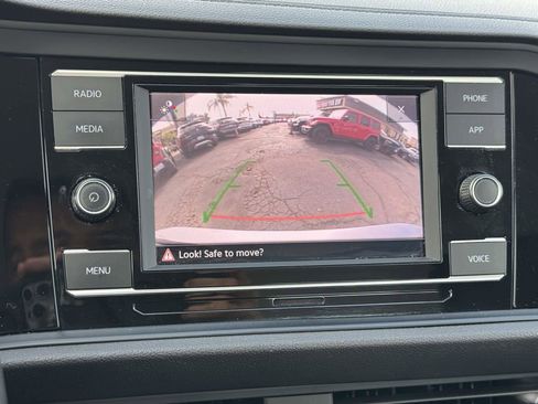 Used 2024 Volkswagen Jetta S FWD image 31