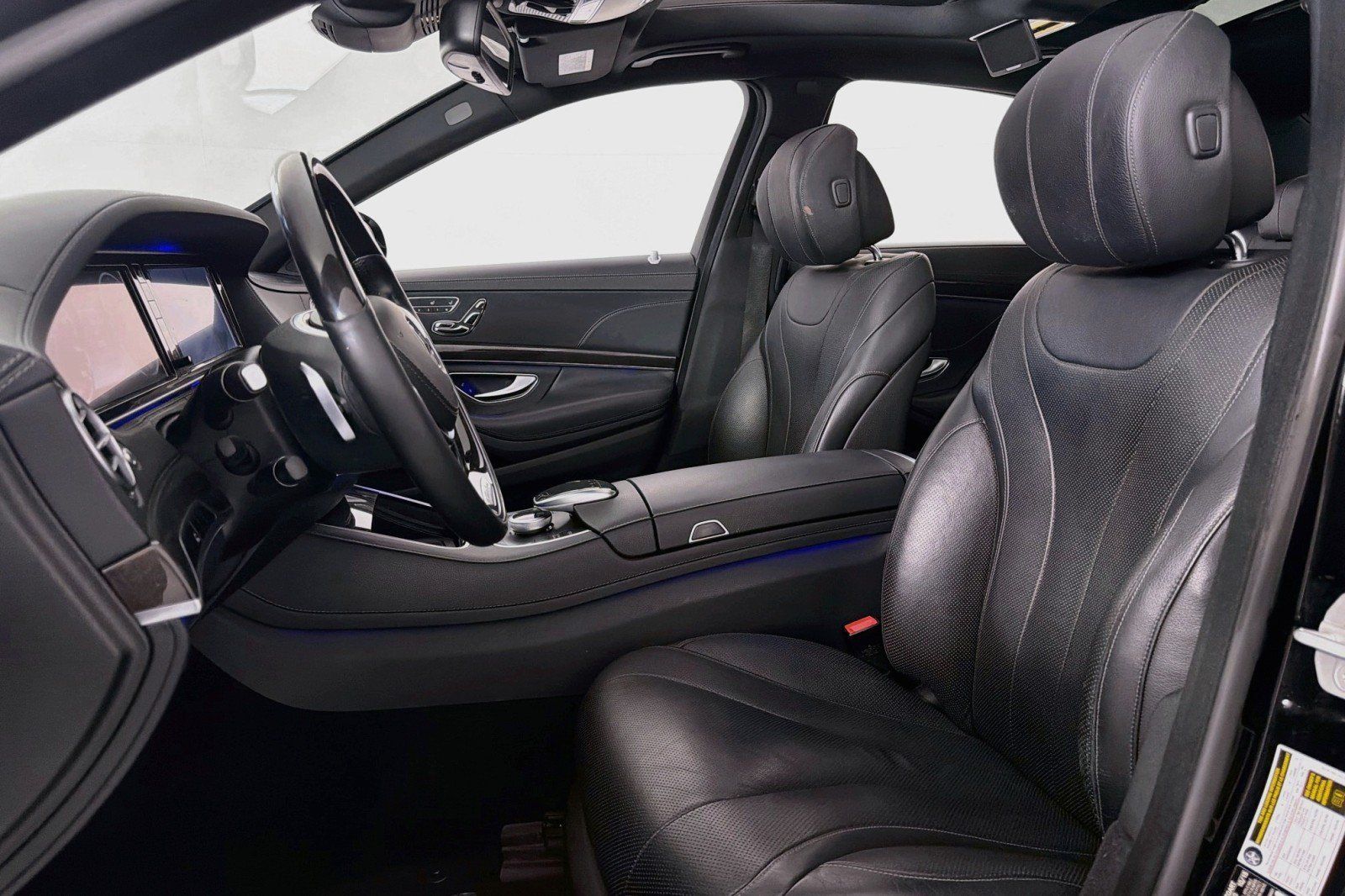 Used 2016 Mercedes-Benz S 550 Sedan image 17